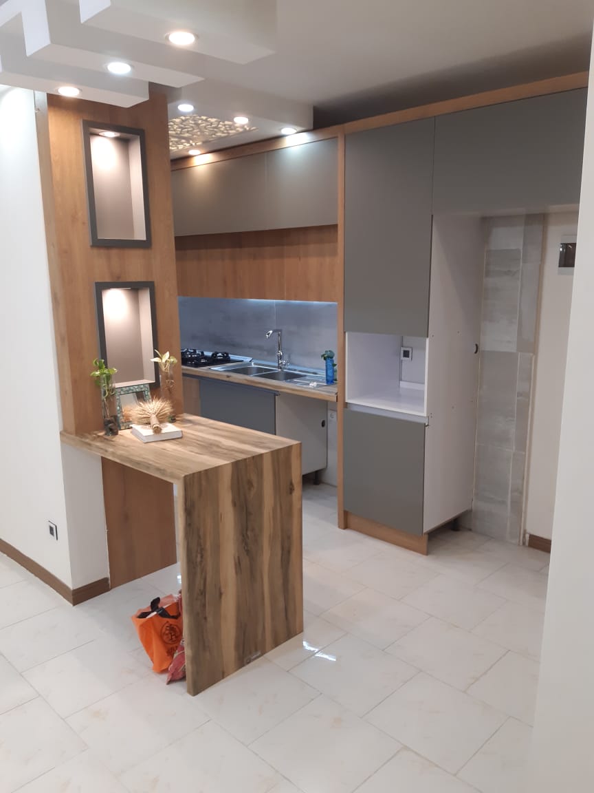 ساخت و اجرا کابینت هایگلاس و نئوکلاسیک غلامی در پردیس